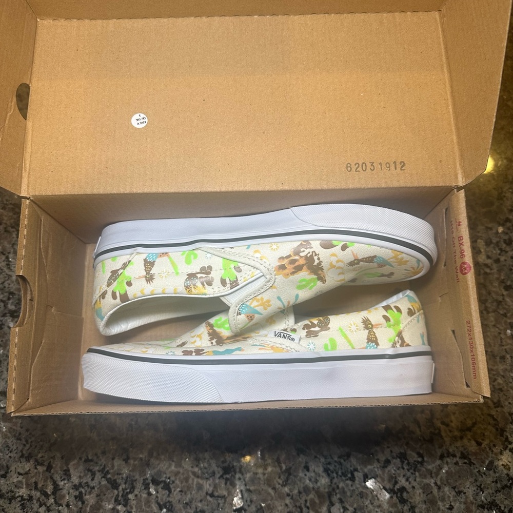 Vans Kids Slip-On Shoes - Get Outdoors Marshmellow
